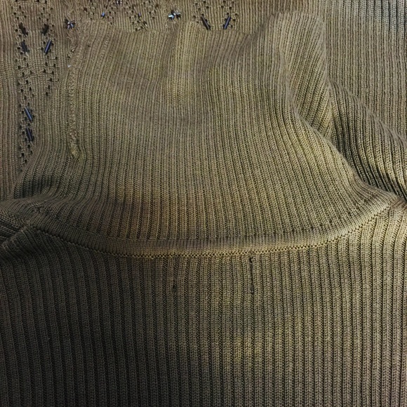 Turtleneck Sweater Beaded Golden Mustard Large - Picture 7 of 8